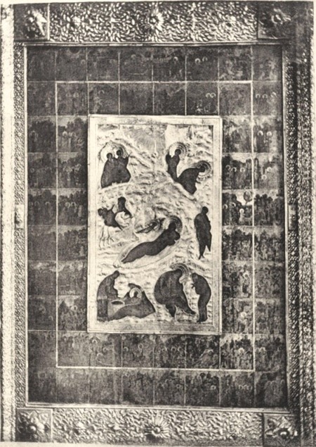 Главный иконостас Успенского храма и иконы местного ряда